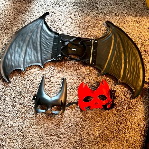 Bacardi Bat Halloween Costume - Picture 2 of 5